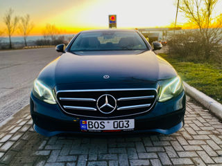 Mercedes E-Class foto 3