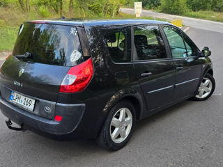 Renault Grand Scenic foto 4