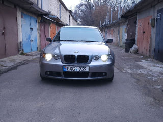 BMW 3 Series Coupe foto 3