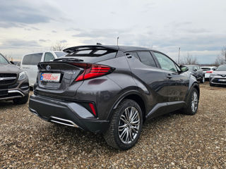 Toyota C-HR foto 4