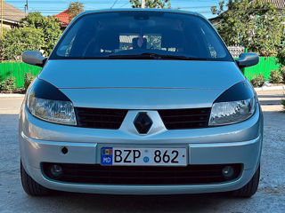 Renault Grand Scenic foto 1