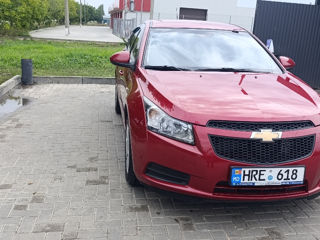 Chevrolet Cruze foto 2