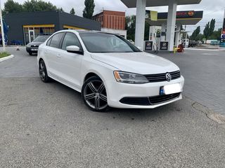 Volkswagen Jetta foto 1