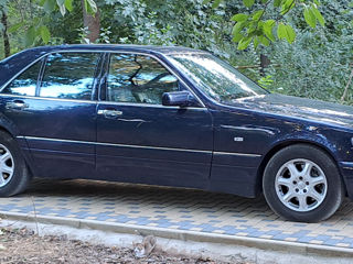 Mercedes S-Class foto 4