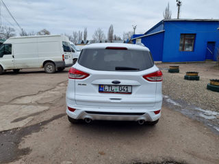 Ford Kuga foto 4