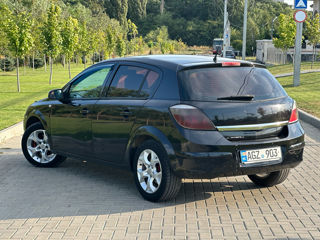 Opel Astra foto 4