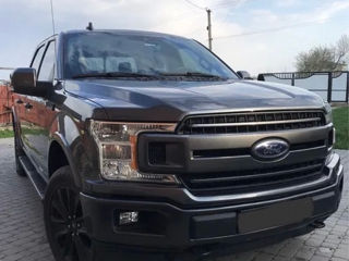 Ford F-150 foto 2