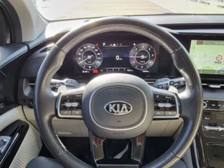 KIA Carnival foto 12