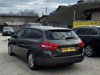 Peugeot 308 foto 6