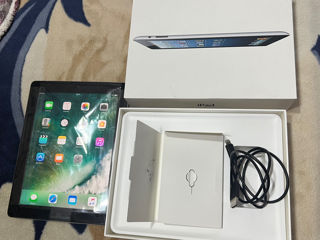 Vînd  IPad Wi-Fi Cellular 32 GB  ( lucrează ca nou) foto 4