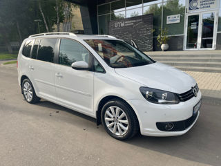 Volkswagen Touran foto 10