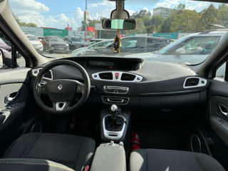 Renault Scenic foto 8