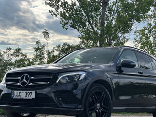 Mercedes GLC foto 10