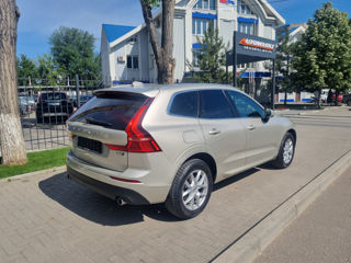 Volvo XC60 foto 5