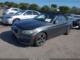 BMW 2 Series foto 2