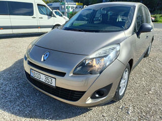 Renault Scenic foto 1