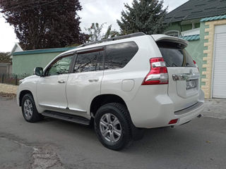 Toyota Land Cruiser Prado foto 2