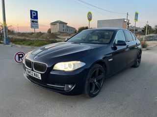 BMW 5 Series foto 4