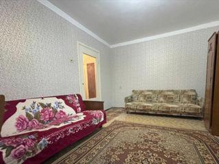 Apartament cu 1 cameră, 42 m², Botanica, Chișinău foto 3