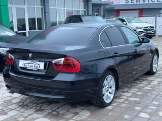 BMW 3 Series foto 4