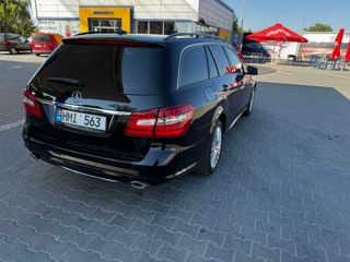 Mercedes E-Class foto 4