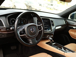 Volvo XC90 foto 11