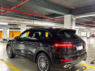 Porsche Cayenne foto 2