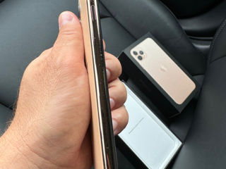 Apple iPhone 11 Pro Max 64gb Gold foto 4