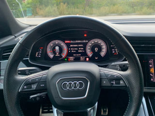 Audi Q8 foto 7