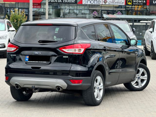 Ford Kuga foto 4