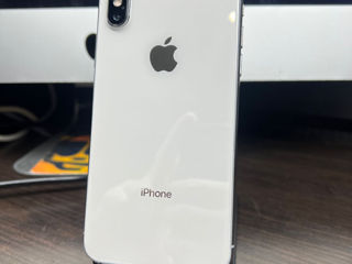 iPhone XS 64GB White