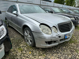 Mercedes E-Class foto 2