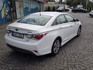 Hyundai Sonata foto 10