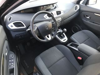 Renault Grand Scenic foto 1