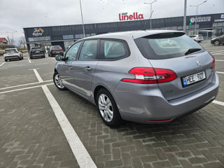 Peugeot 308 foto 3