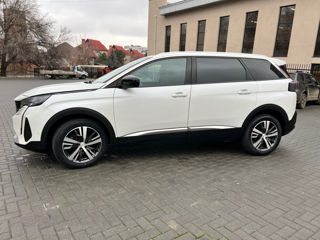 Peugeot 5008 foto 3