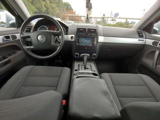 Volkswagen Touareg foto 8