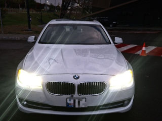 BMW 5 Series foto 5