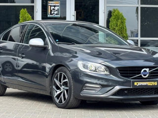 Volvo S60 foto 3