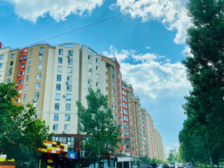 3-х комнатная квартира, 72 м², Чокана, Кишинёв