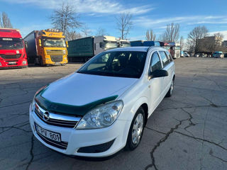 Opel Astra foto 2