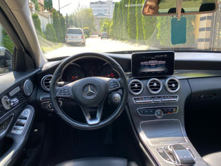 Mercedes C-Class foto 14