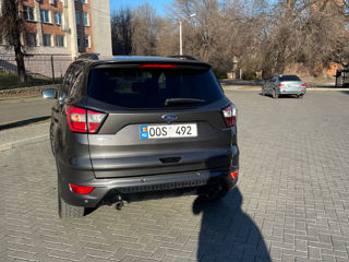 Ford Kuga foto 3