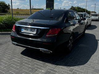 Mercedes E-Class foto 3