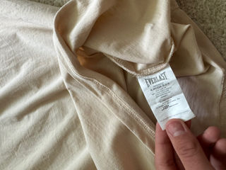 Vând Tricou Everlast foto 2
