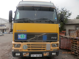 Volvo FH 12 паровоз foto 1