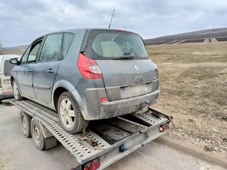 Renault grand scenic foto 2