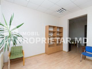 Spre vînzare spațiu comercial 134 m2,str. V.Alecsandri,sect.Centru foto 2