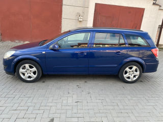 Opel Astra foto 2