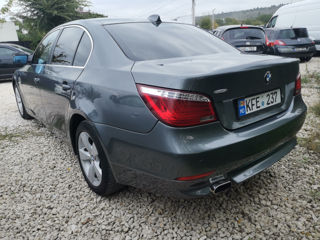 BMW 5 Series foto 3